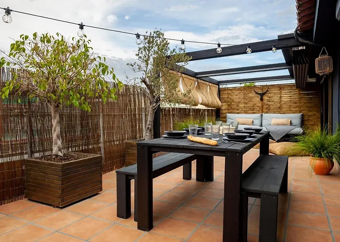 Quemu - 2 Bedrooms In Eixample Esquerra *